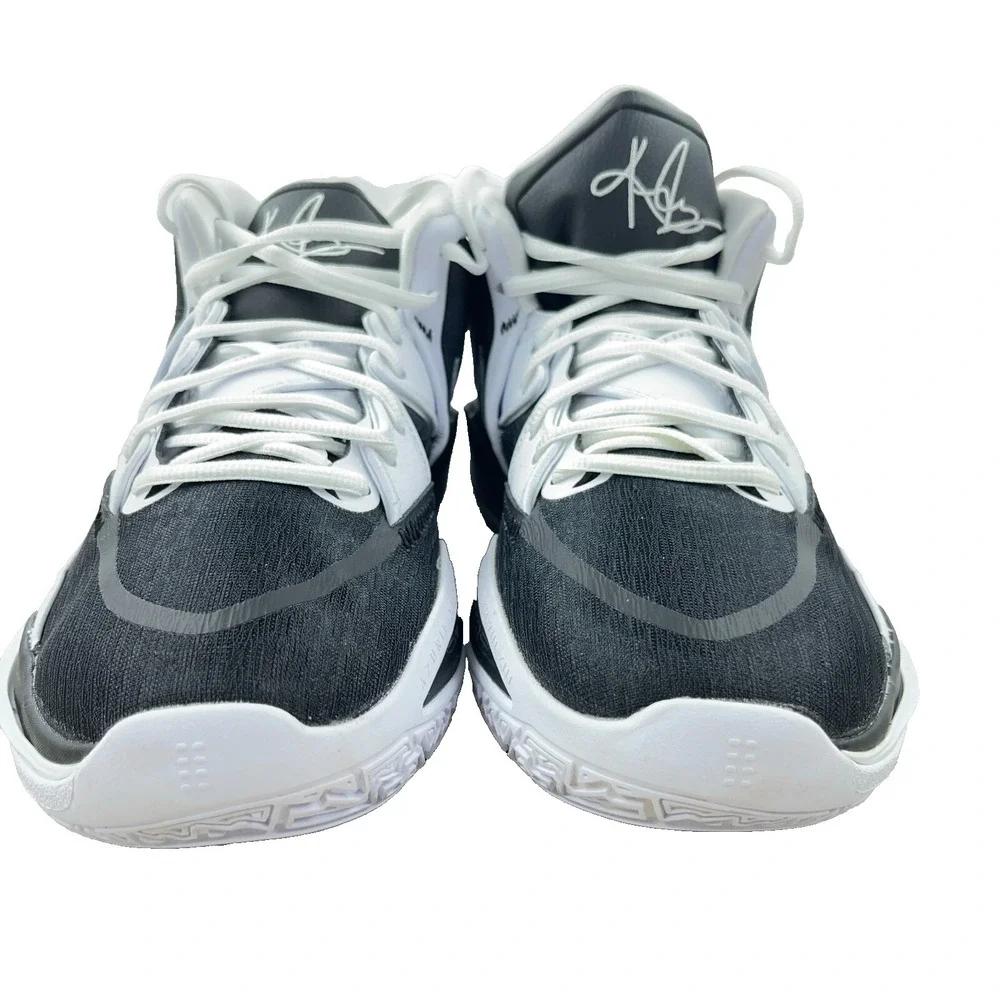 Nike Mens Kyrie Infinity Basketball‎ Shoes Size 10.5 Blk/Wht D09616-002